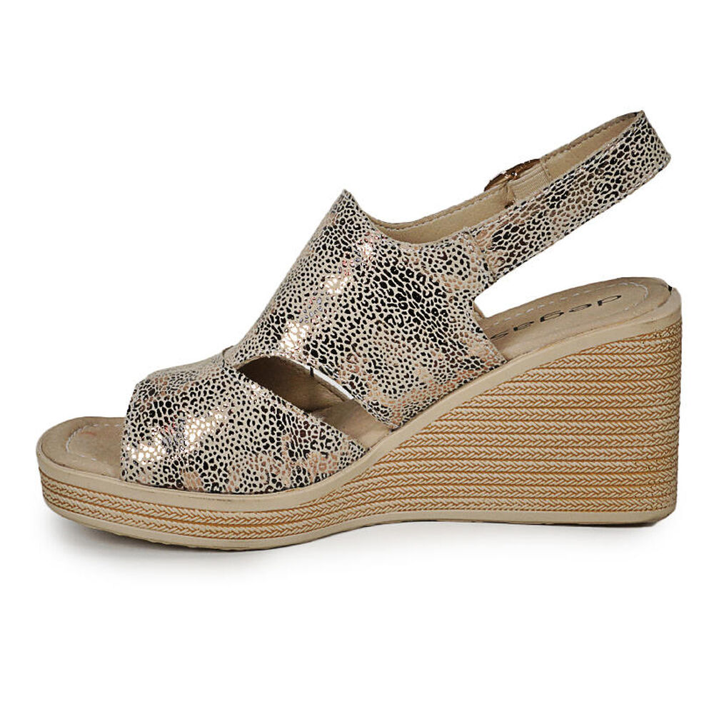 Sandalia Cuero Eines Beige image number 4.0