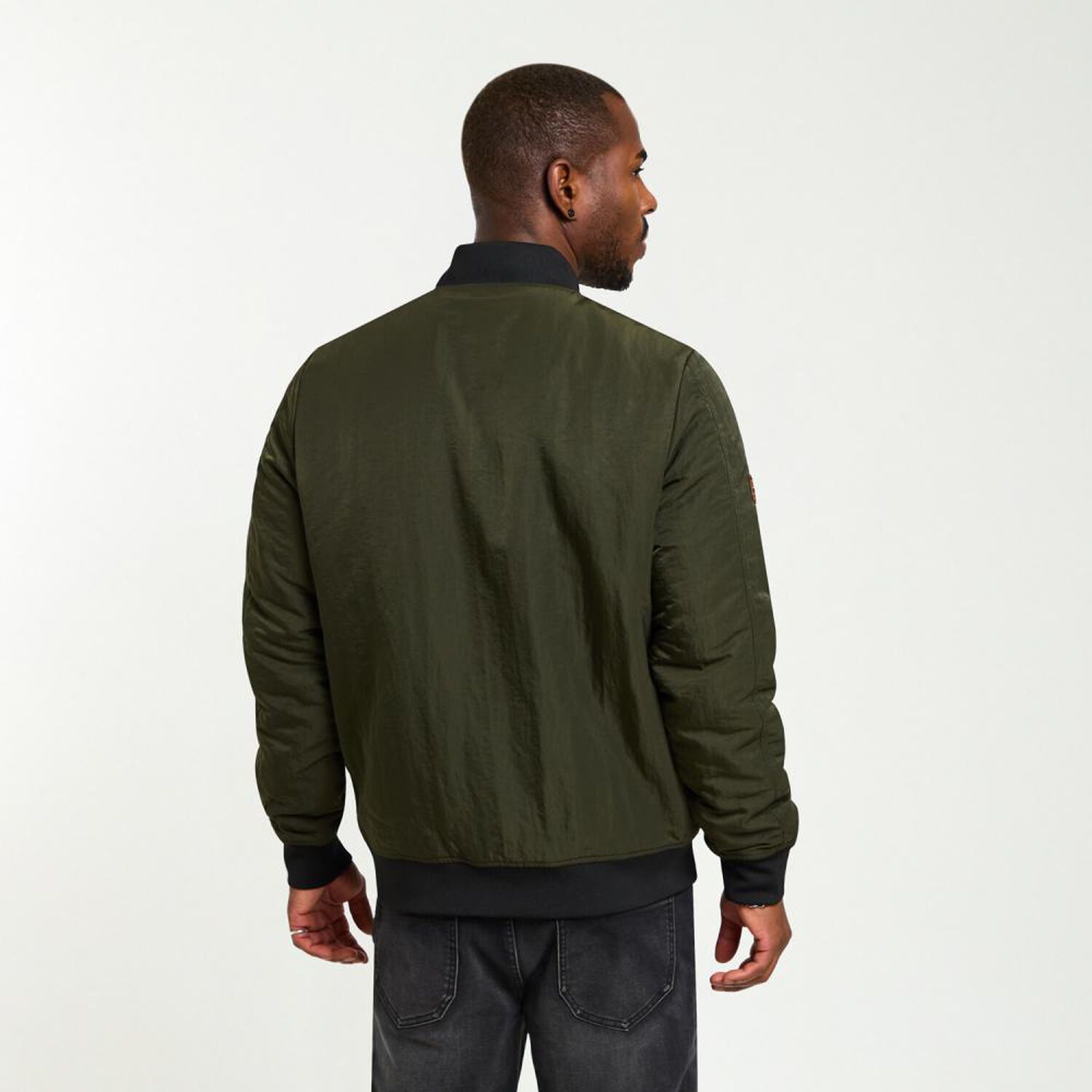 Chaqueta Lisa Slim Cuello Redondo Hombre Rolly G image number 3.0