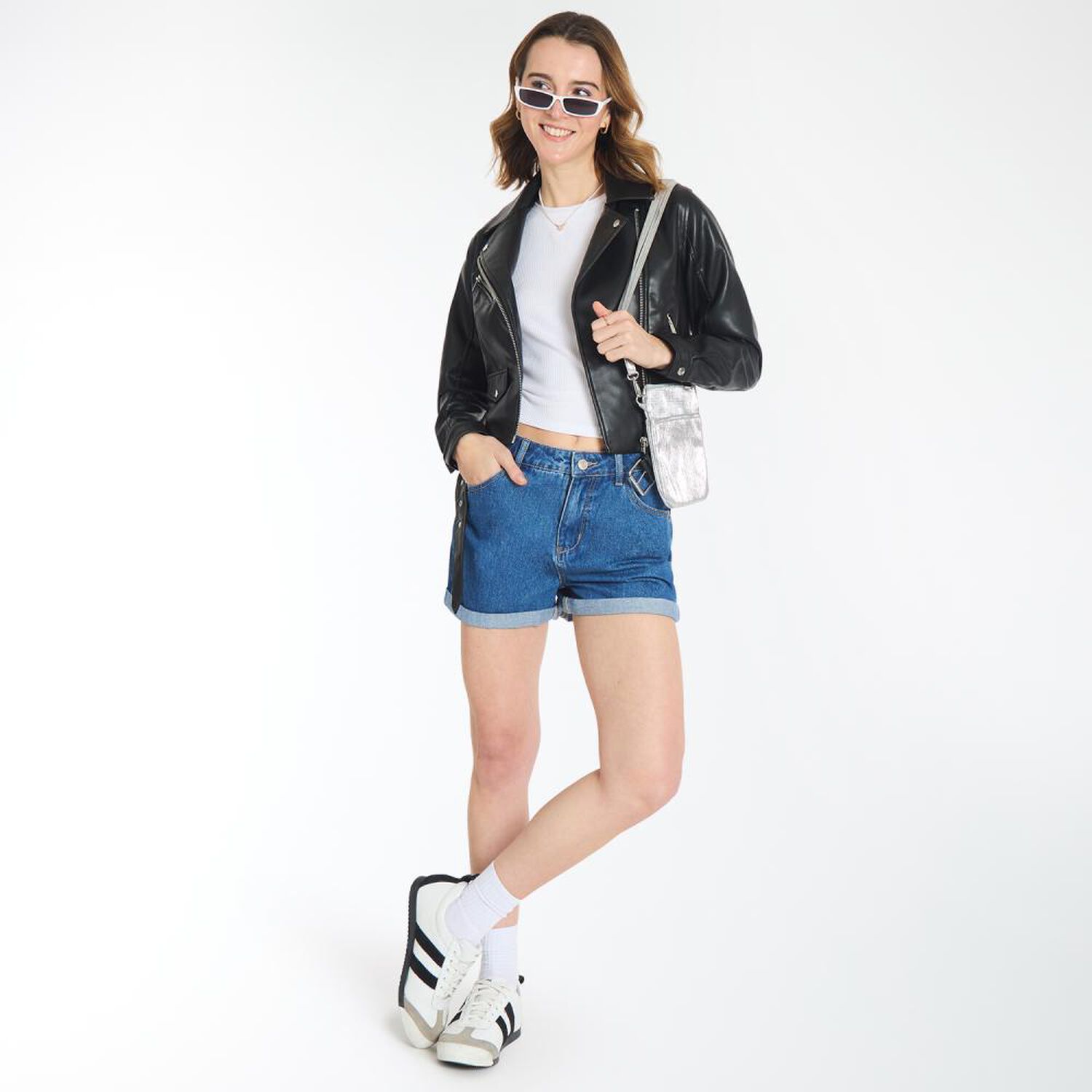 Short Basta Roll Up Tiro Alto Mom Mujer Freedom image number 1.0