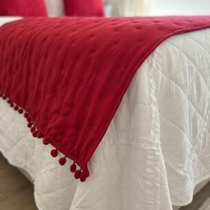 Set Piecera De Algod&oacute;n Con Pompones + 2 Cojines Decorativos