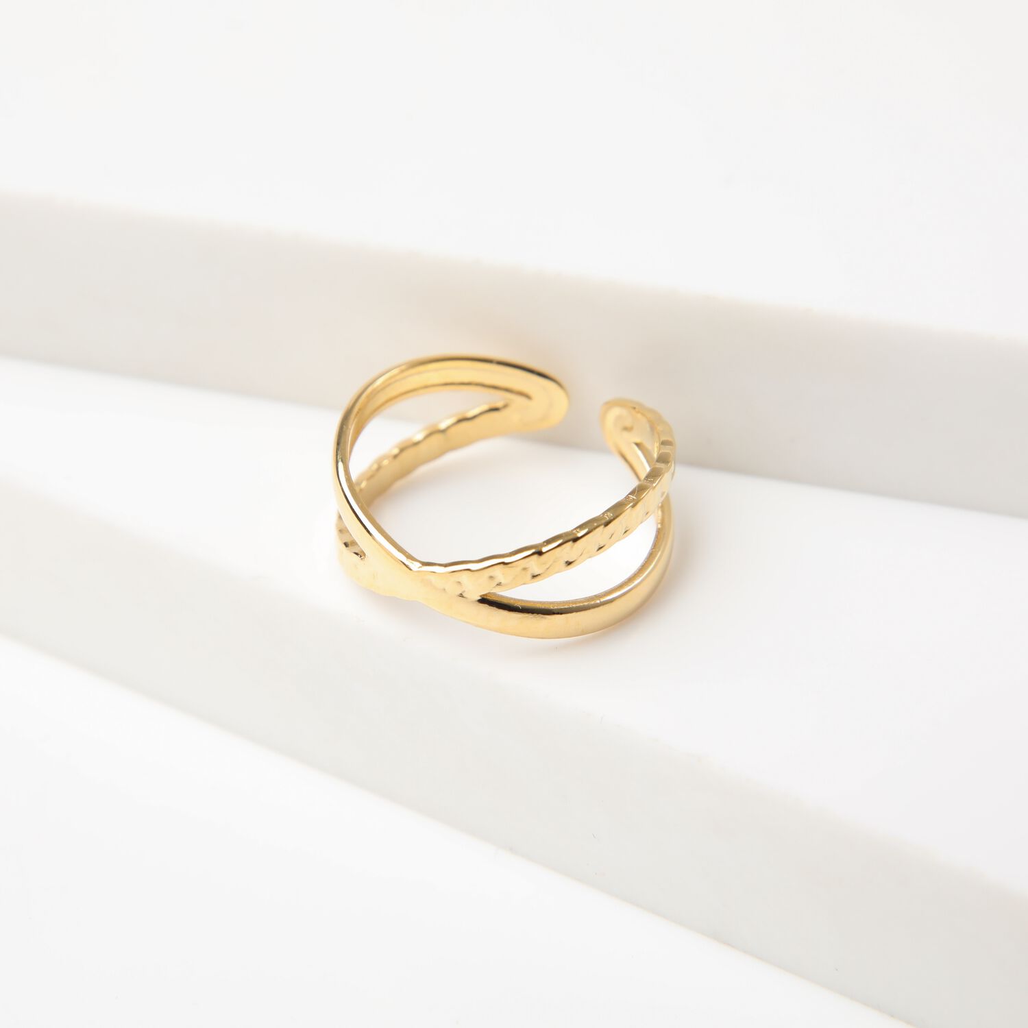 Anillo 19v69 Dorado Mujer Str334 image number 0.0