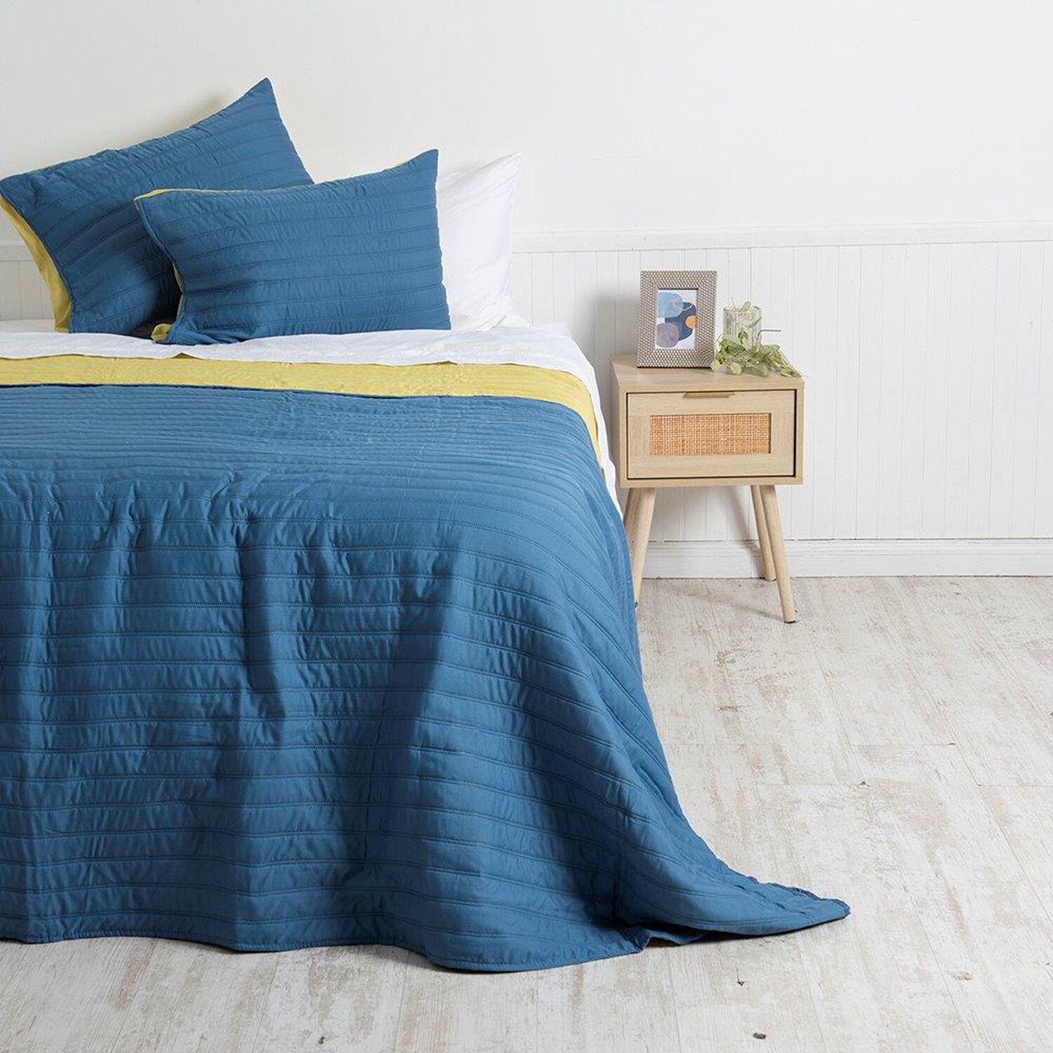 Quilt Toledo 2 P Azul-amarillo image number 0.0