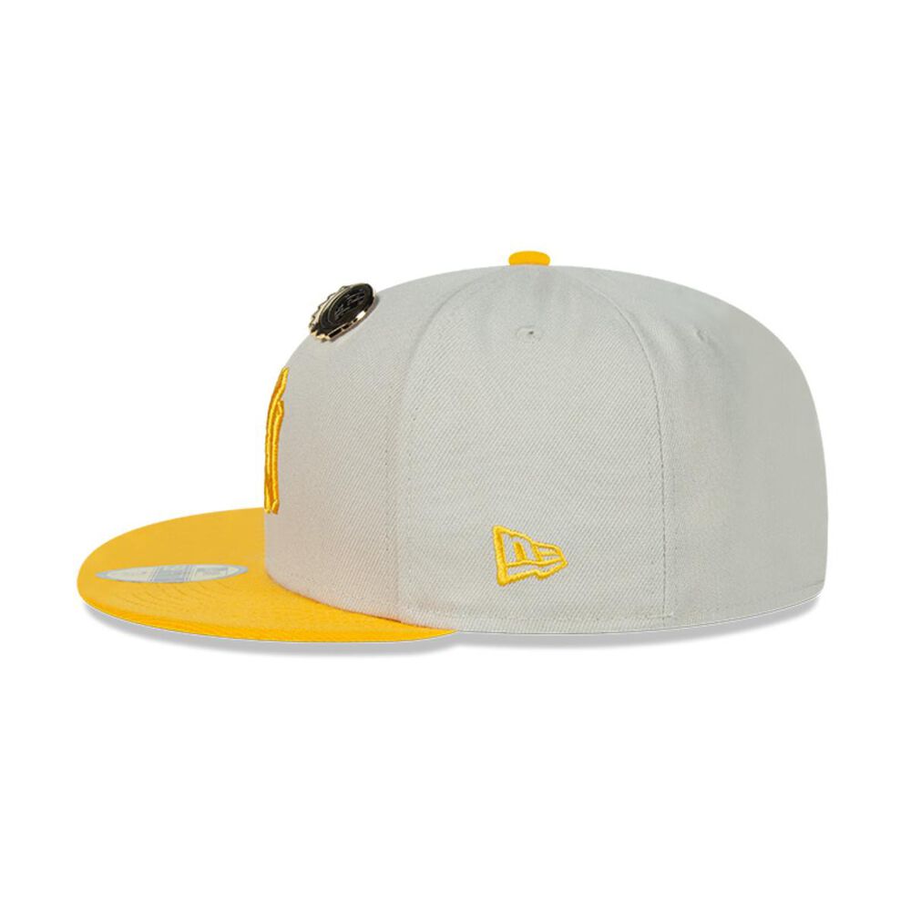 Gorra 59fifty New York Yankees Mlb Beer Pack Amarillo image number 4.0