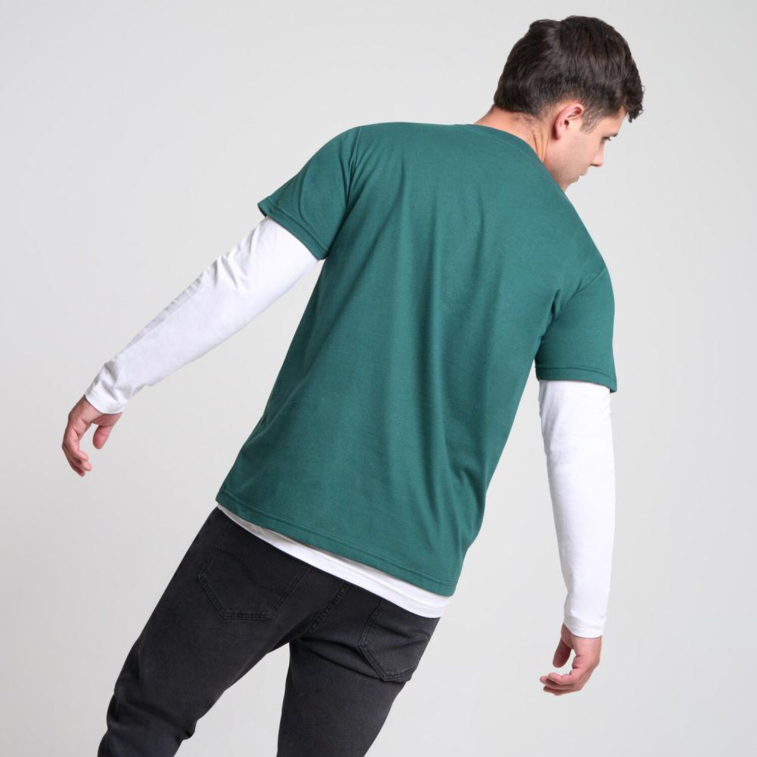 Polera Estampada Manga Corta Cuello Redondo Hombre Skuad image number 3.0