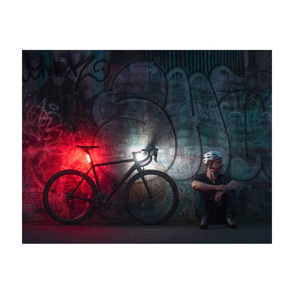 Luz Para Bicicleta Knog Lil Cobber Delantera image number 6.0