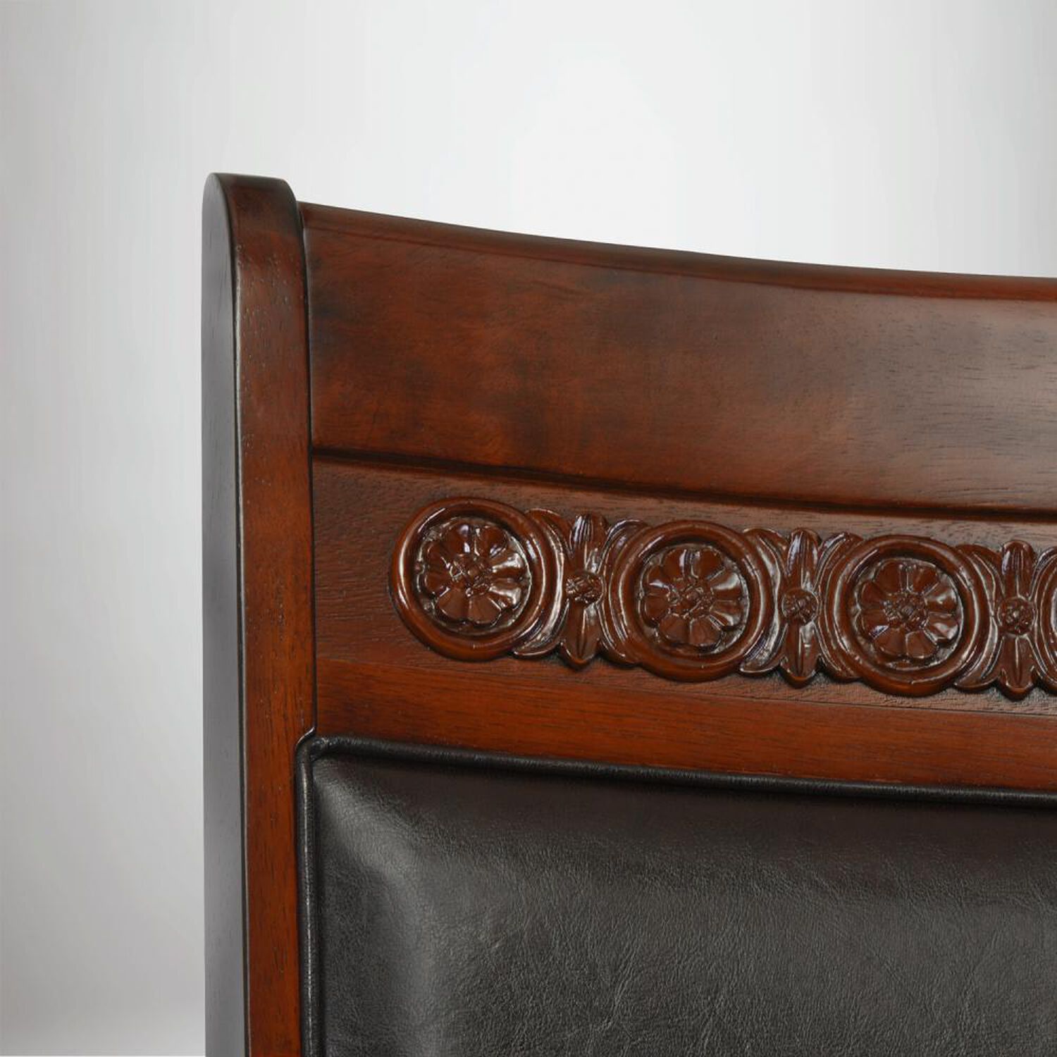 Juego De Comedor Cic Cordobes Plus / 6 Sillas / 2 Sitiales image number 4.0
