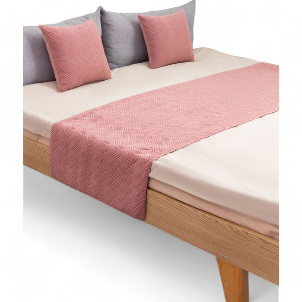 Piecera Plush Para Cama De 2 Plazas O King 70cm X 210cm Mas 2 Fundas Color Rosado image number 0.0