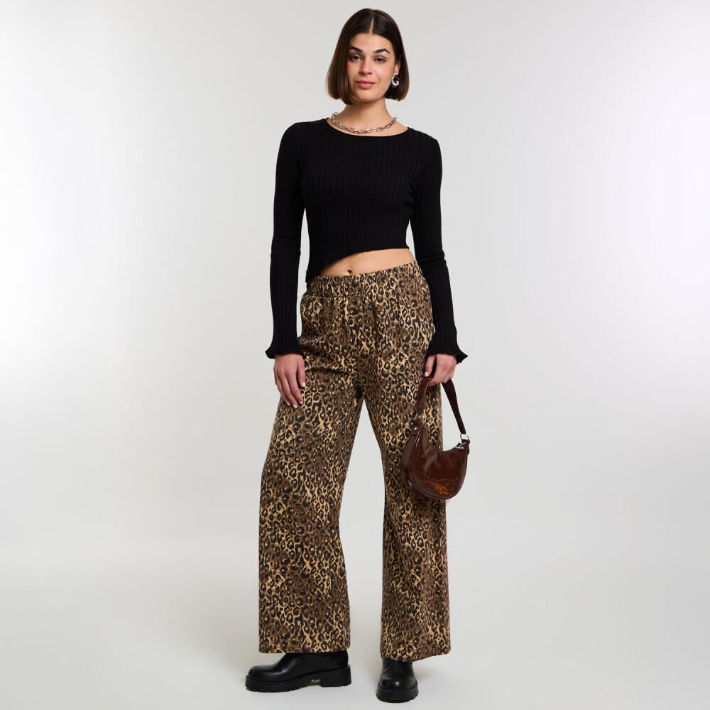 Pantalón De Buzo Moda Tiro Medio Regular Mujer Rolly Go image number 1.0