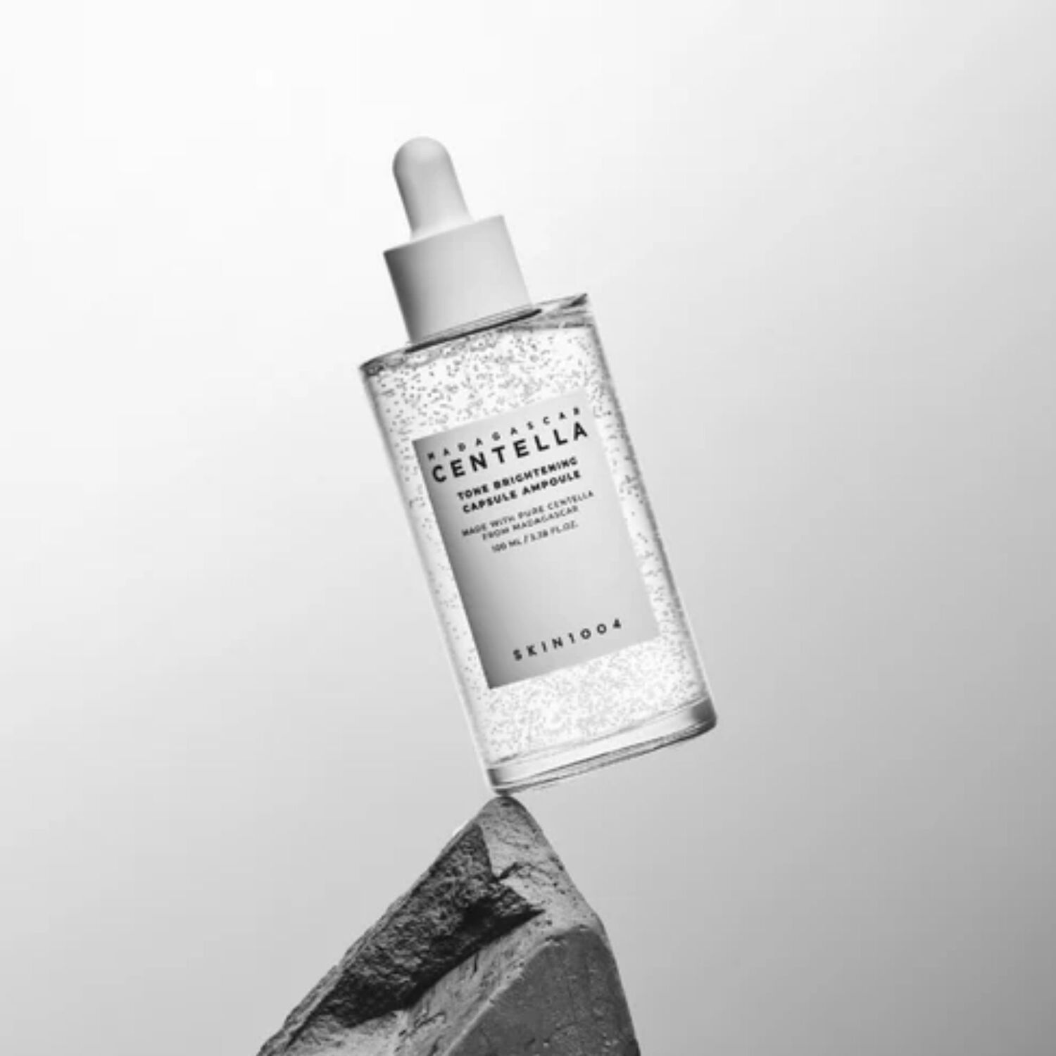 Mc Tone Brighteningcapampoule100ml image number 2.0