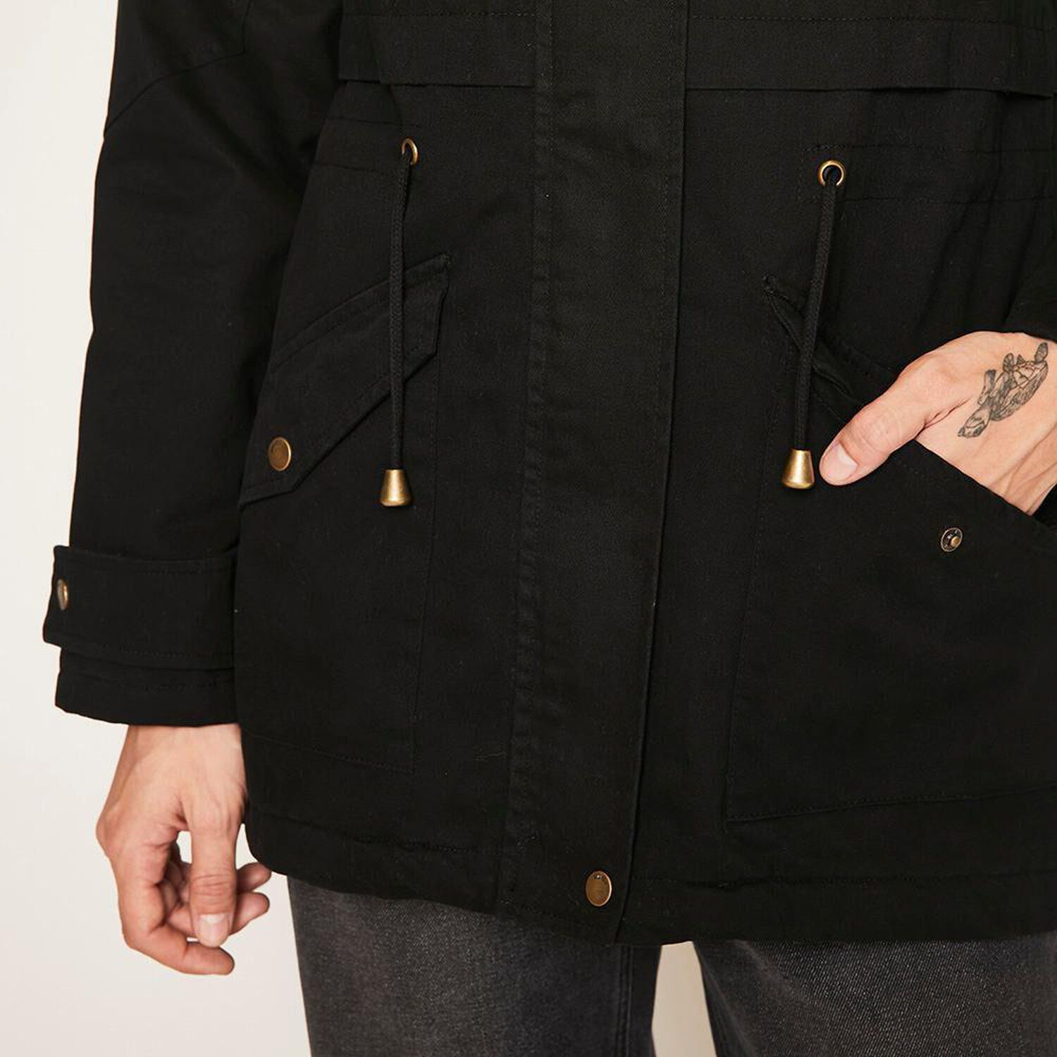 Chaqueta Regular Cuello Alto Con Capucha Con Piel Mujer Rolly Go image number 5.0