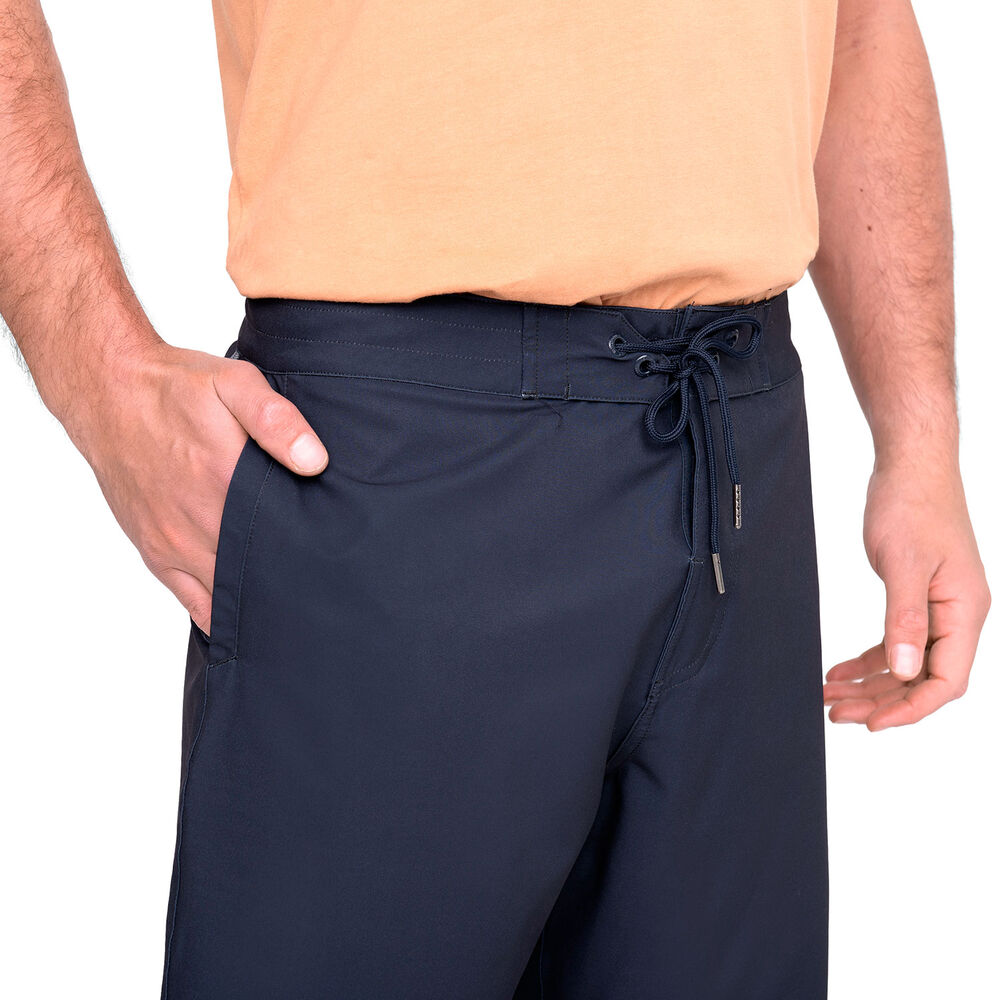 Short Hombre Weinbrenner Makaroa Negro image number 2.0