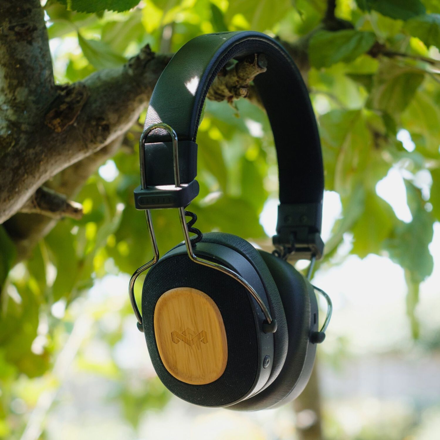 Aud&iacute;fonos Bluetooth Positive Vibration Riddim Negro Marley image number 5.0