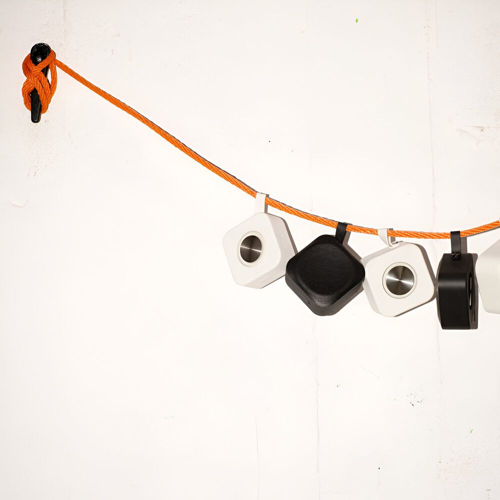 Parlante Portatil Sudio F2 Bt Black Water Resistant 20w Rms image number 8.0