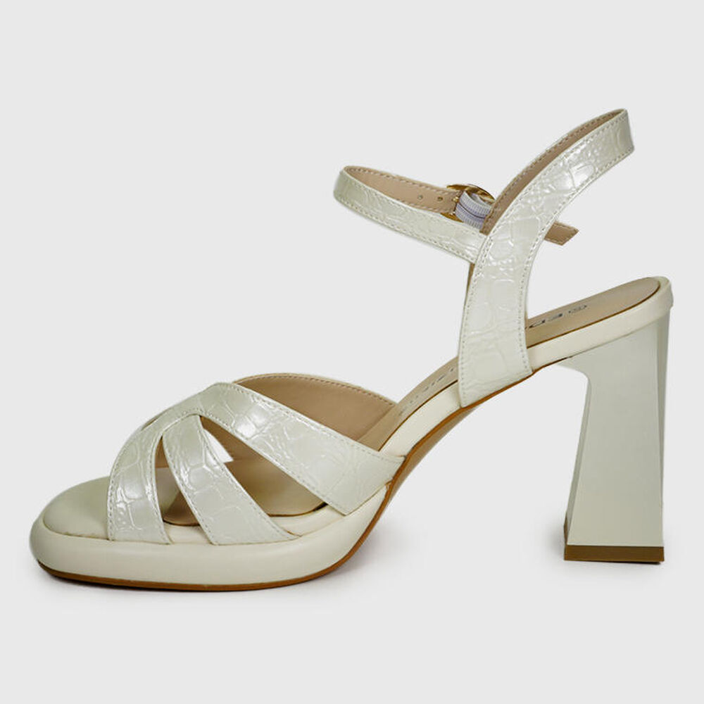 Sandalia Kasty Plateado image number 5.0