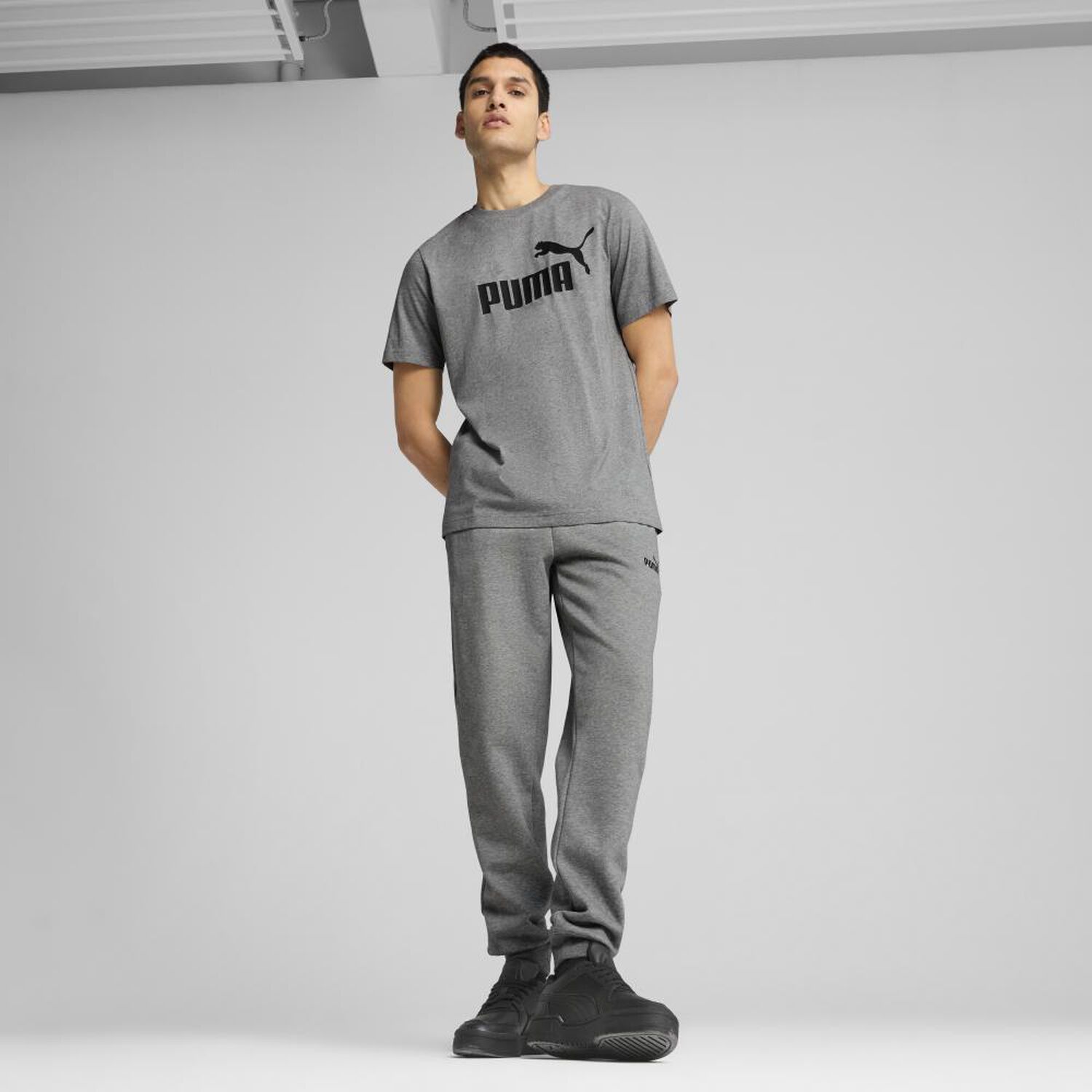 Polera Deportiva Ess No. 1 Logo Tee image number 3.0