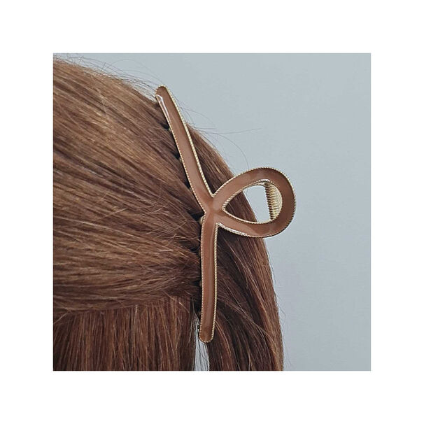Traba Met&aacute;lica Garra Tibur&oacute;n Para Cabello Resina Caf&eacute;
