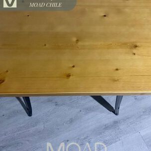 Mesa De Comedor Tolix 70x70cm Madera Clara