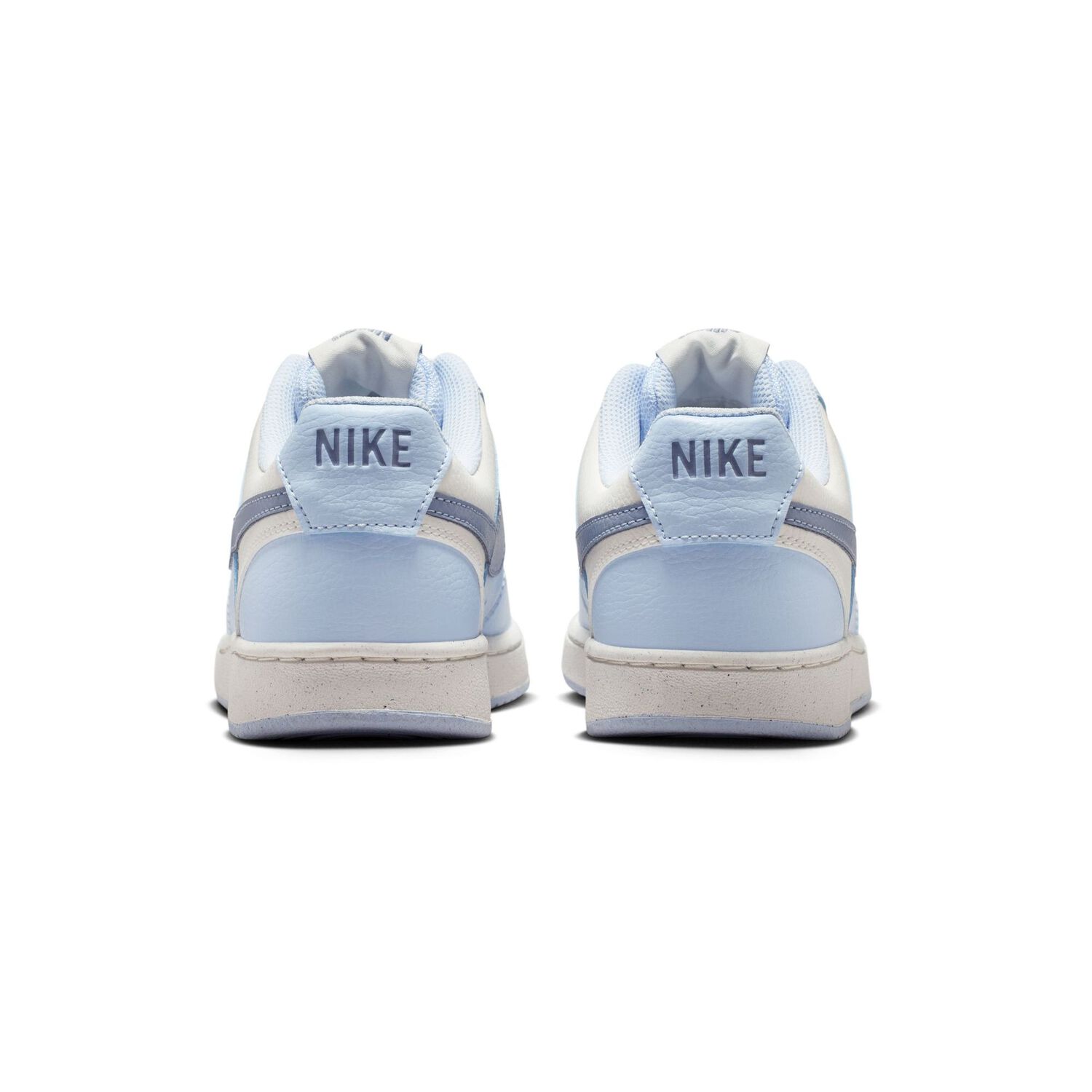 Zapatilla Urbana Mujer Nike Court Vision Low Celeste image number 8.0
