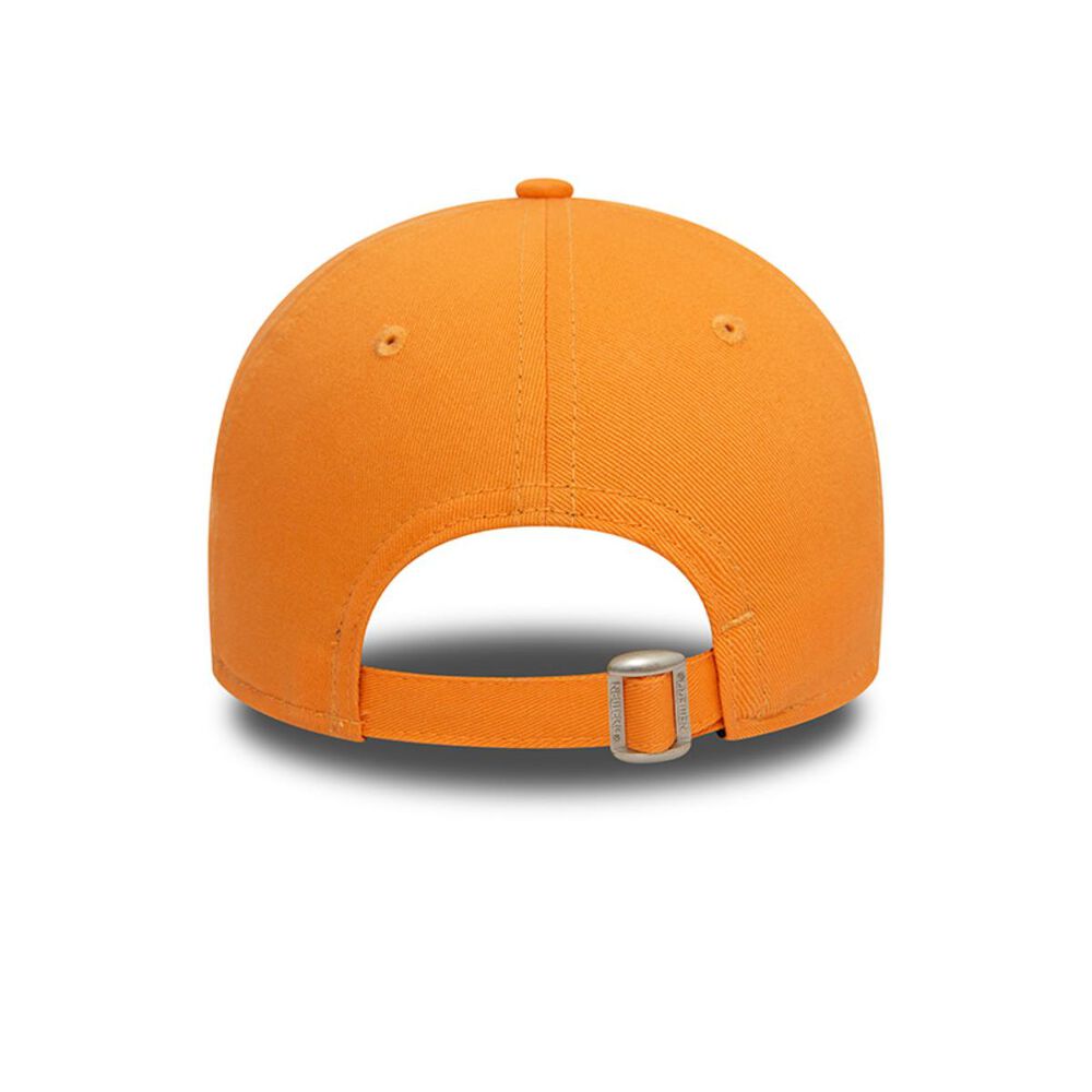 Gorra 9forty New York Yankees League Essential Naranja Woman image number 3.0