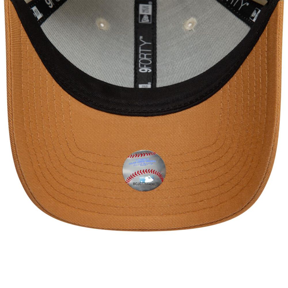 Gorra 9forty San Diego Padres Mlb World Series Light Beige image number 4.0