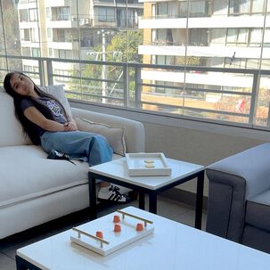 Mesa Lateral Mons Barcelona Cuarzo Fierro