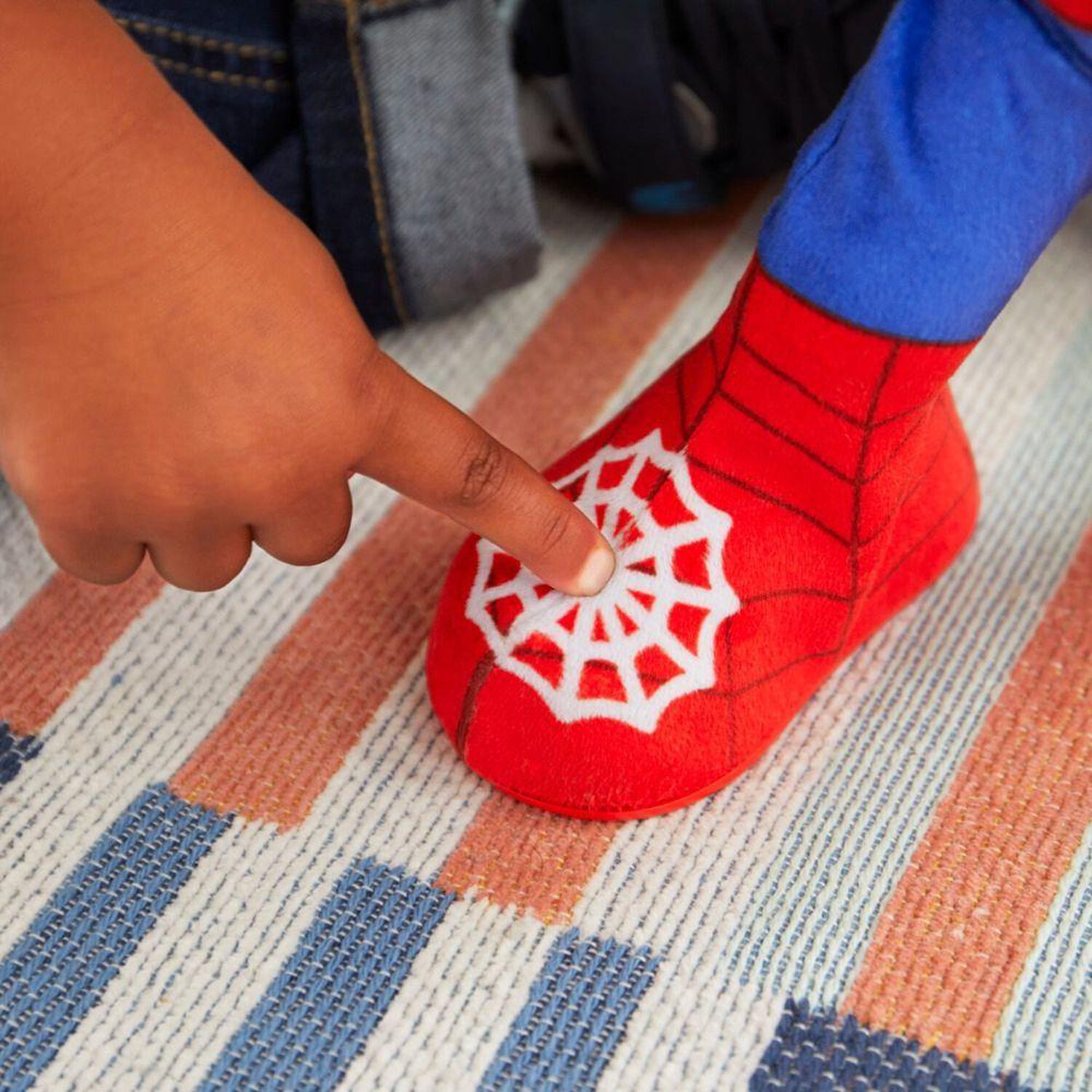 Peluche Spidey & His Amazing Friends Baila Y Gatea Spidey image number 6.0