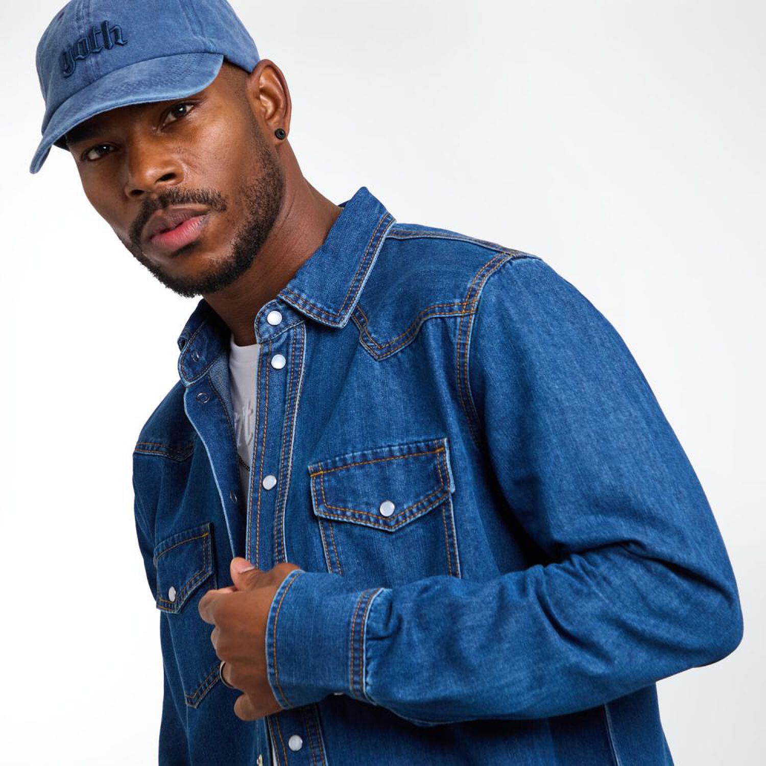 Camisa Denim Regular Manga Larga Hombre Az Rolly Go image number 4.0