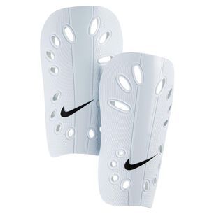 Canilleras Nike