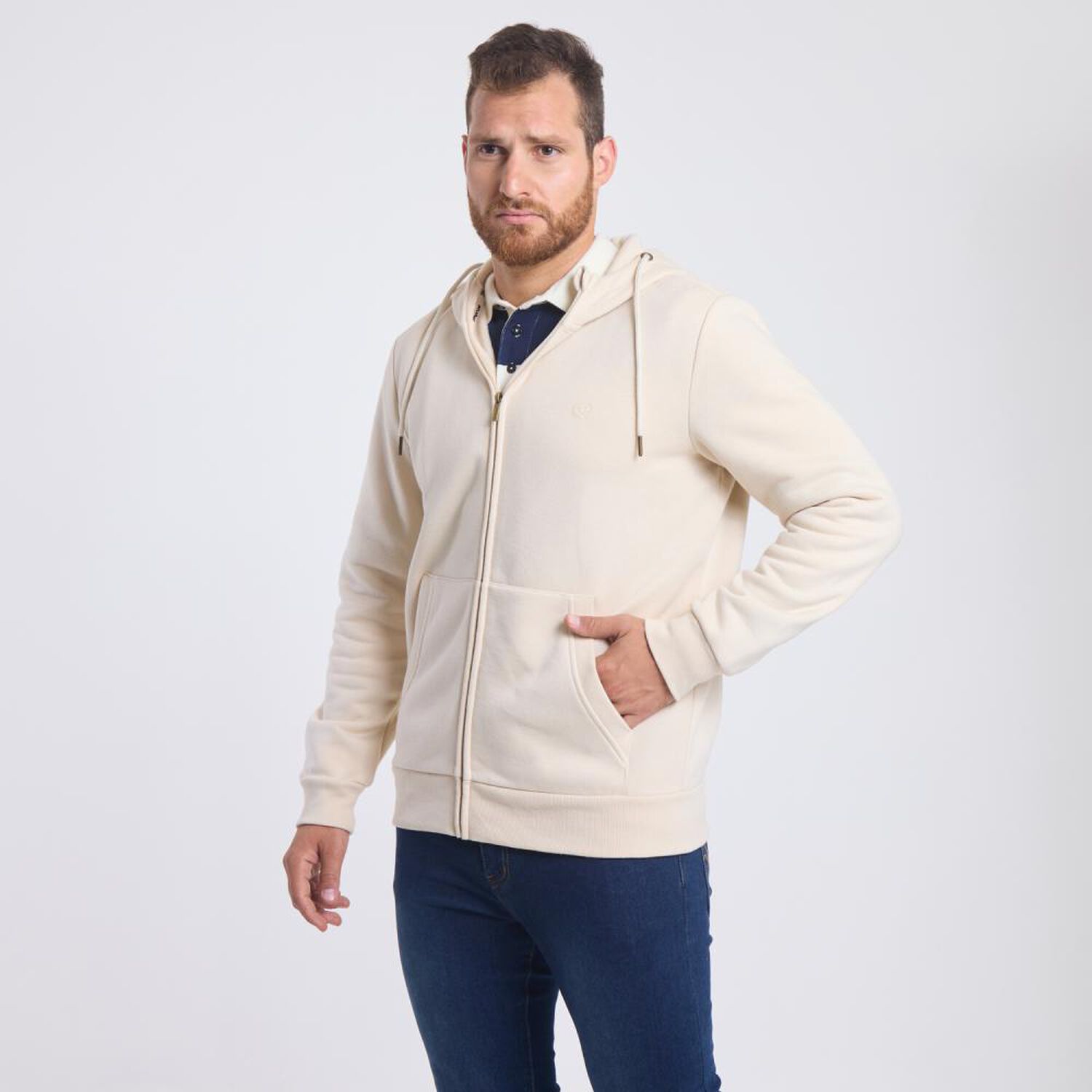 Poler&oacute;n Liso Regular Cuello Redondo Hombre Peroe image number 2.0