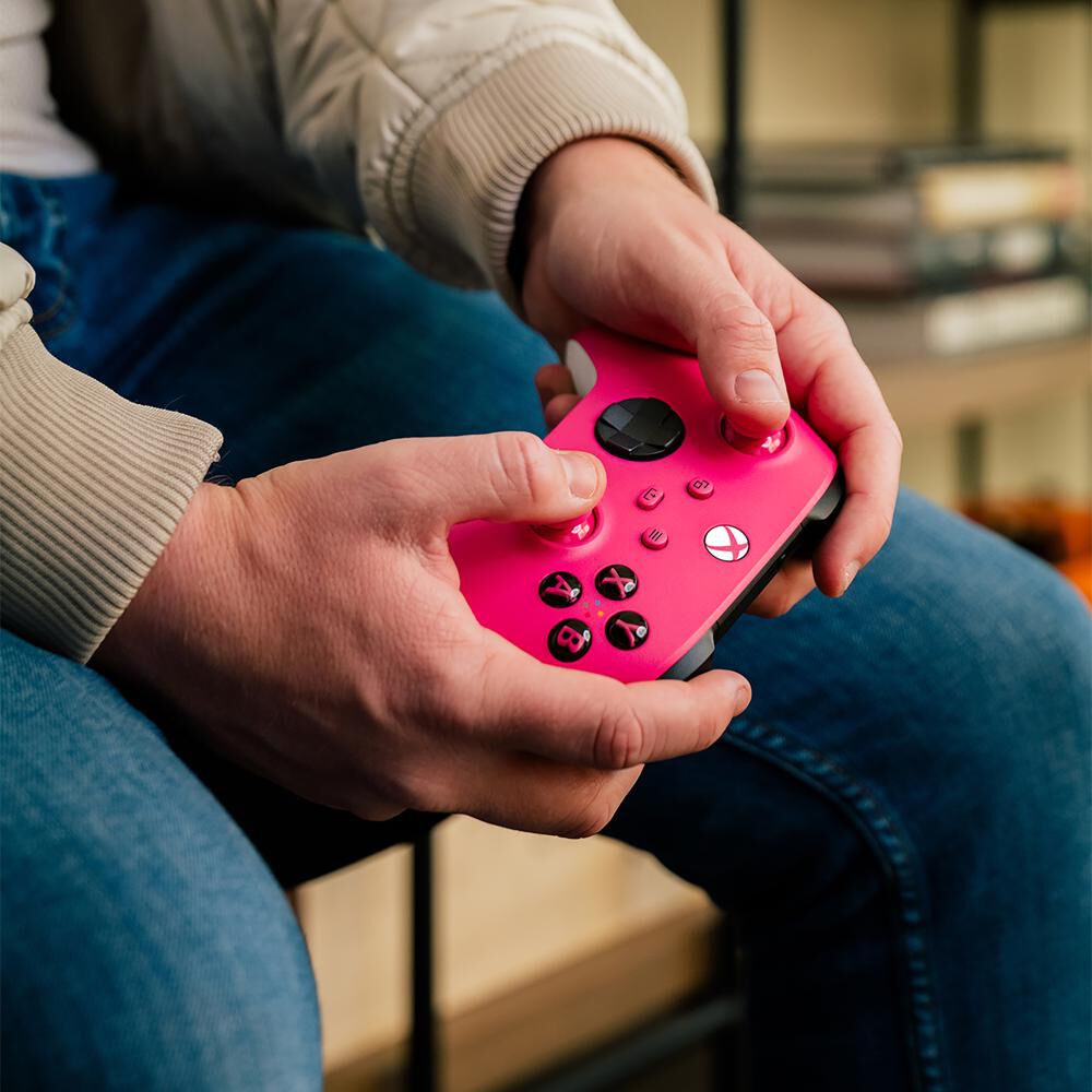 Control Xbox Fangs image number 6.0