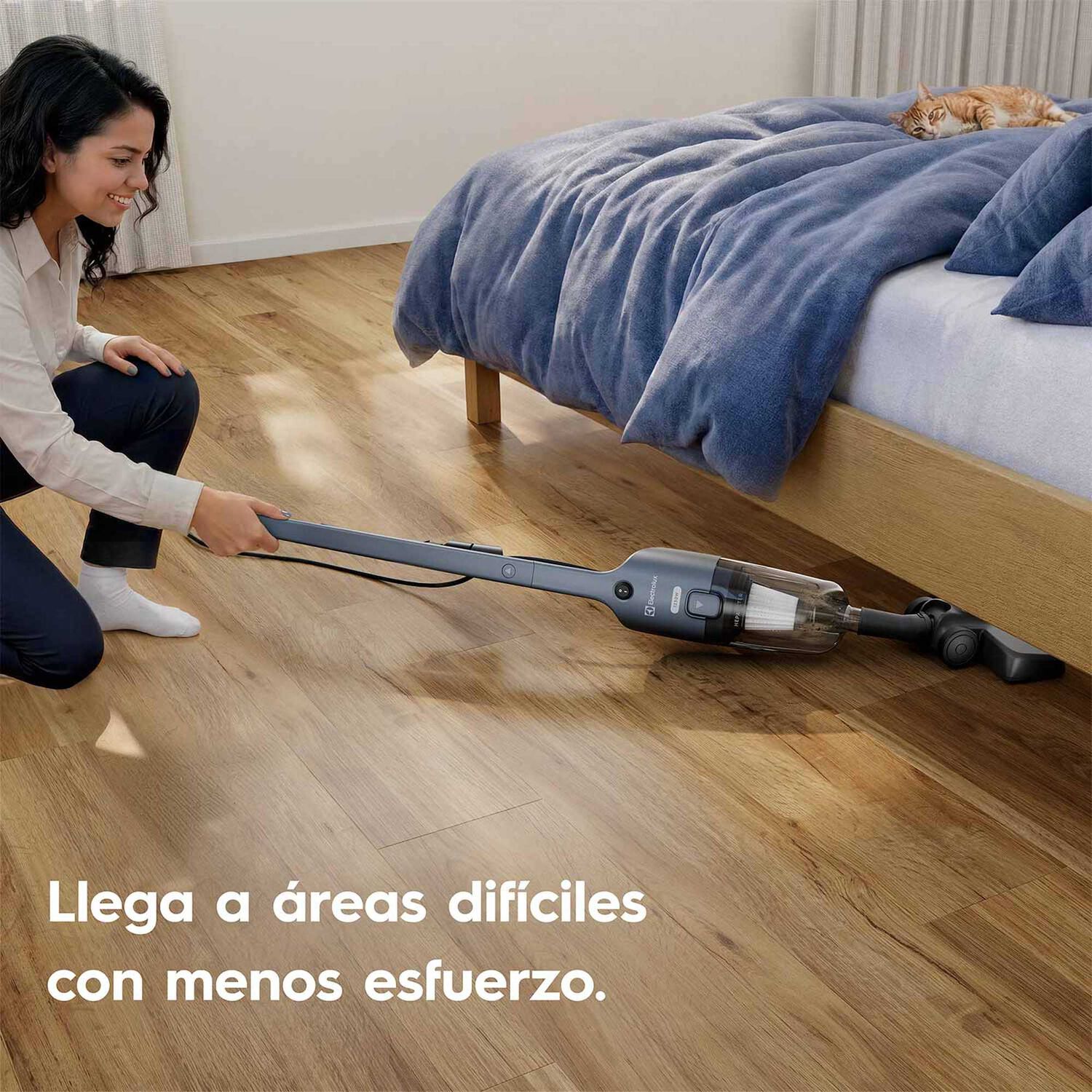 Aspiradora Vertical Con Cable Electrolux 1250w 2 En 1 Con Filtro Hepa Stk21 image number 9.0