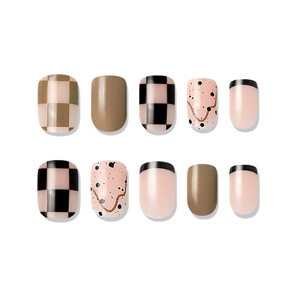 Muzmak - U&ntilde;as Press On Egg Milktea Regular Square 36 U.