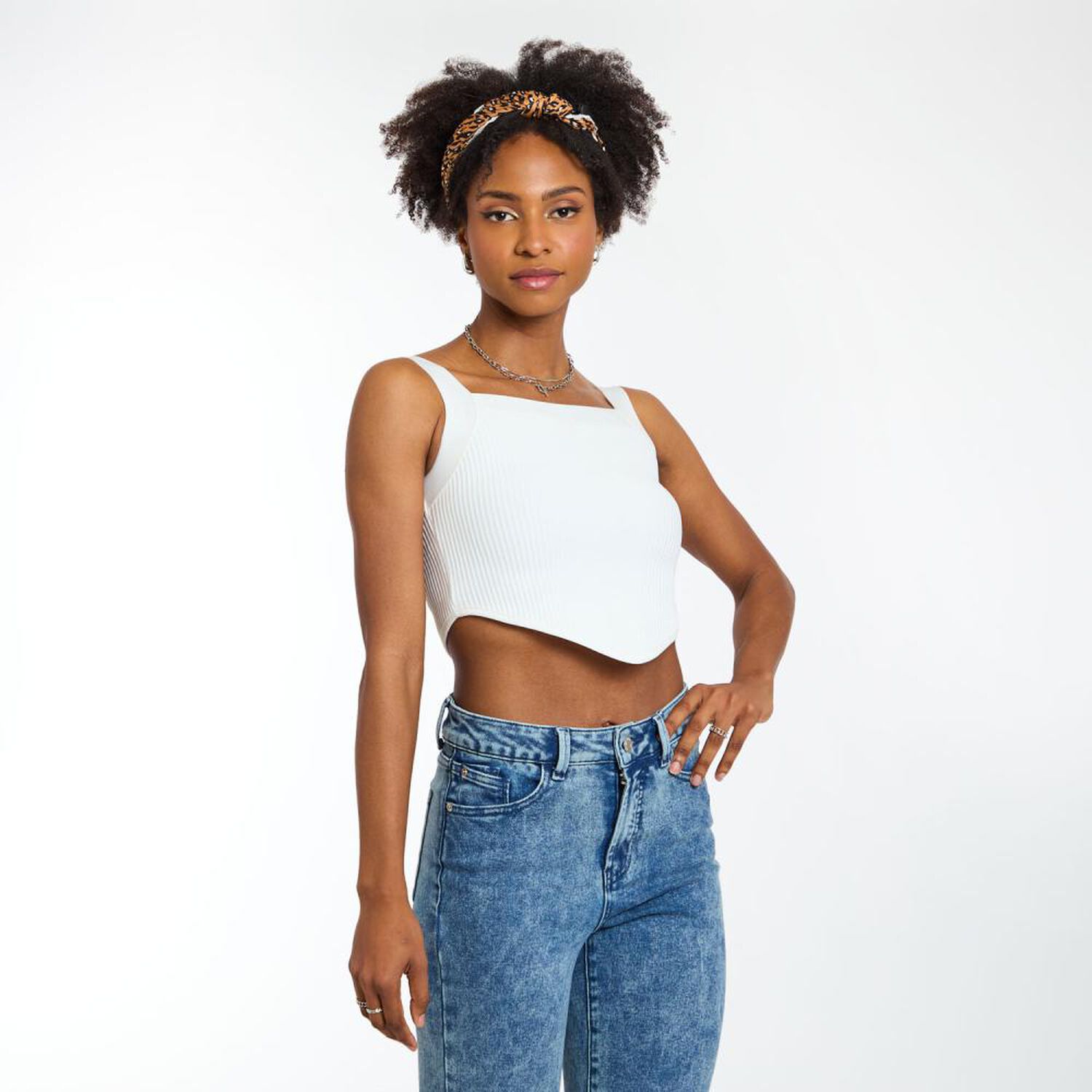 Polera Crop Basta En V Sin Mangas Cuello Recto Mujer Rolly Go image number 2.0
