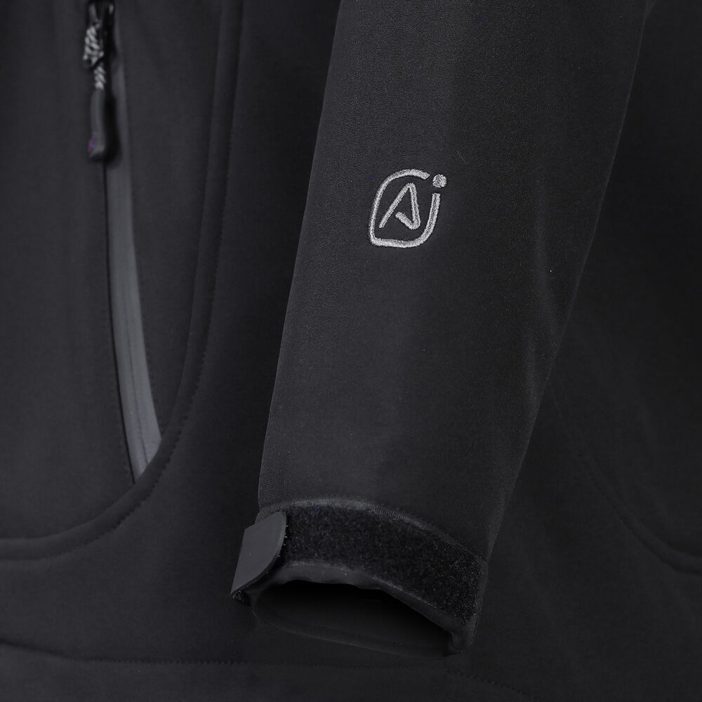 Chaqueta Softshell Negra Mujer Z-1600 image number 3.0