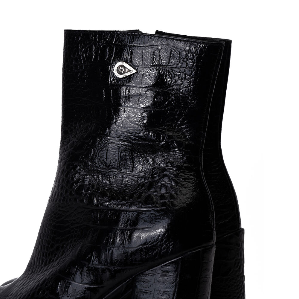 Taco Cuero Mesalina Negra Landazuri image number 3.0