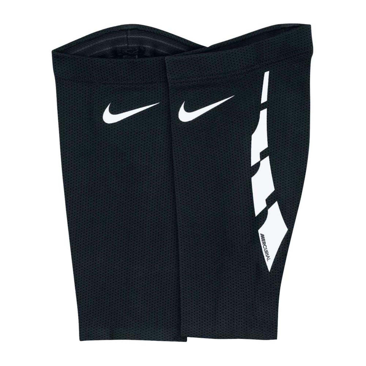 Canilleras Nike image number 0.0