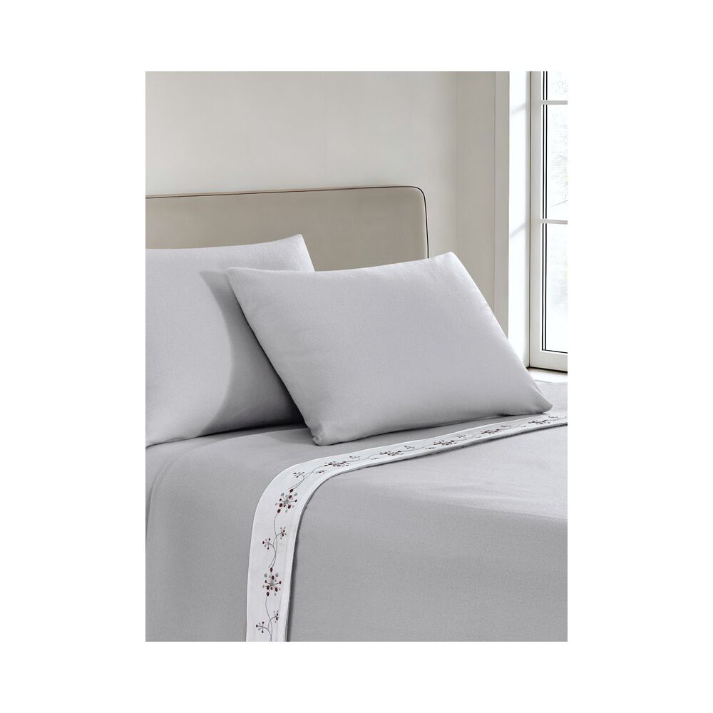 Sabana Andes Polar Bordado Flor Gris 2 Pl image number 0.0