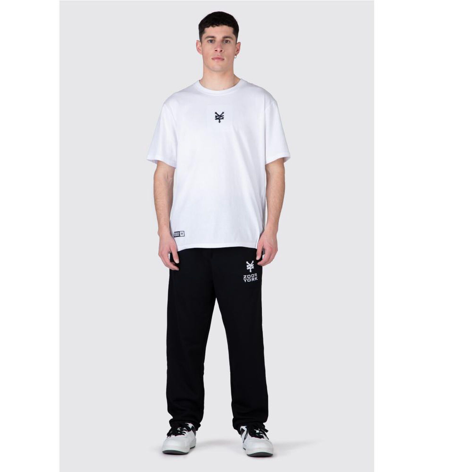 Jogger Pretina Elasticada Tiro Medio Regular Hombre Zoo York image number 1.0