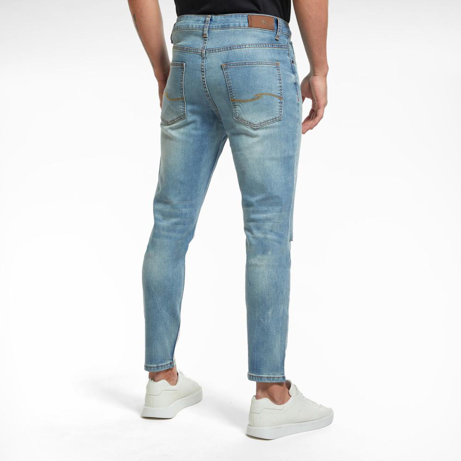 Jeans Roturas Tiro Medio Skinny Hombre Skuad image number 3.0