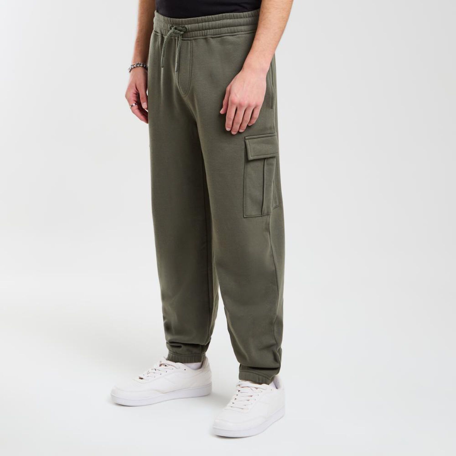 Pantal&oacute;n Cargo Tiro Medio Slim Hombre Skuad image number 2.0