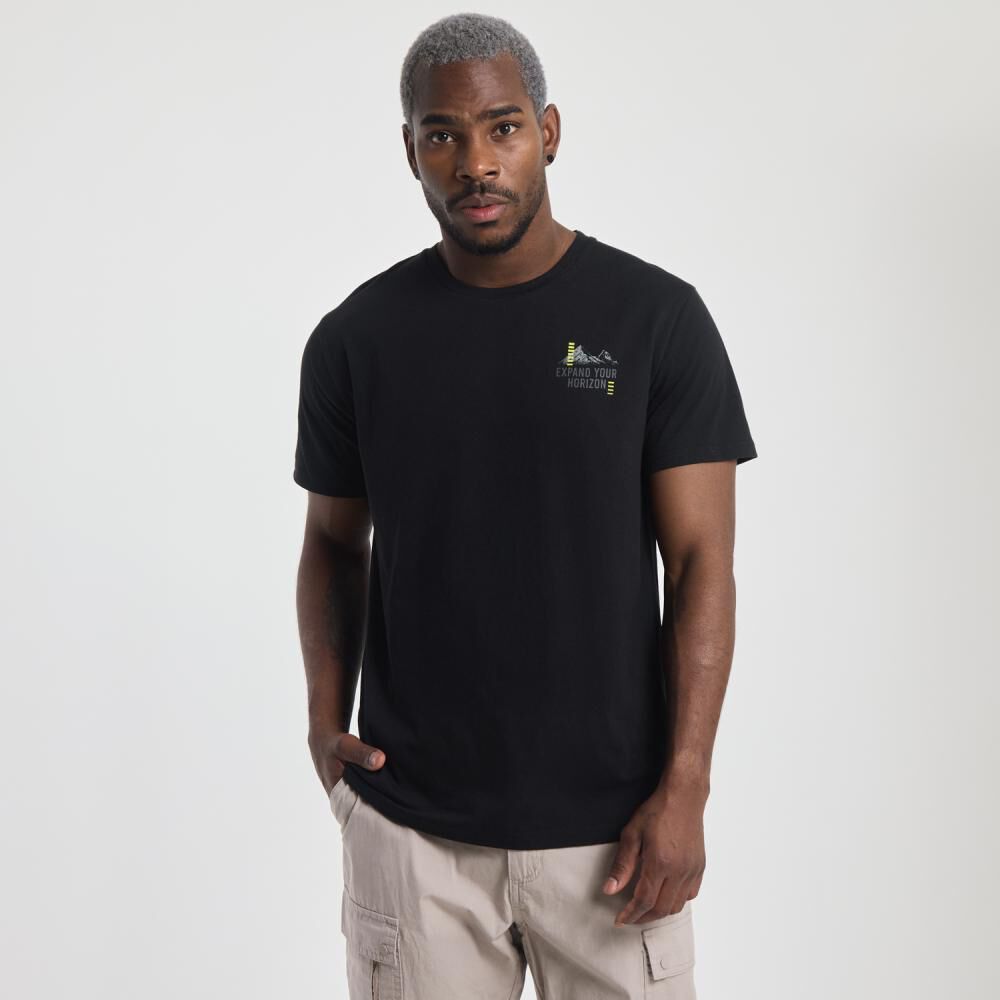 Polera Deportiva Estampada Slim Manga Corta Cuello Redondo Hombre Wetland image number 0.0