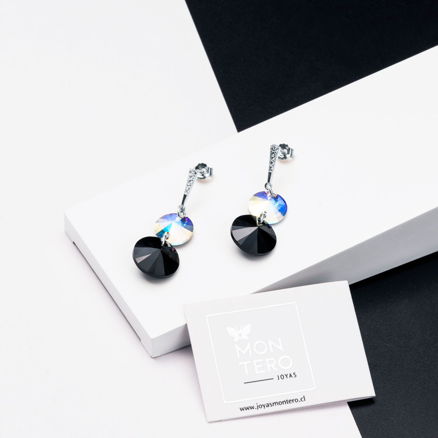 Aros Lourdes Cristales Genuinos Black Jet image number 1.0