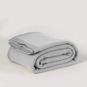 Frazada Polar Borde Satin Linea Hotel 2 Plazas Gris Cl
