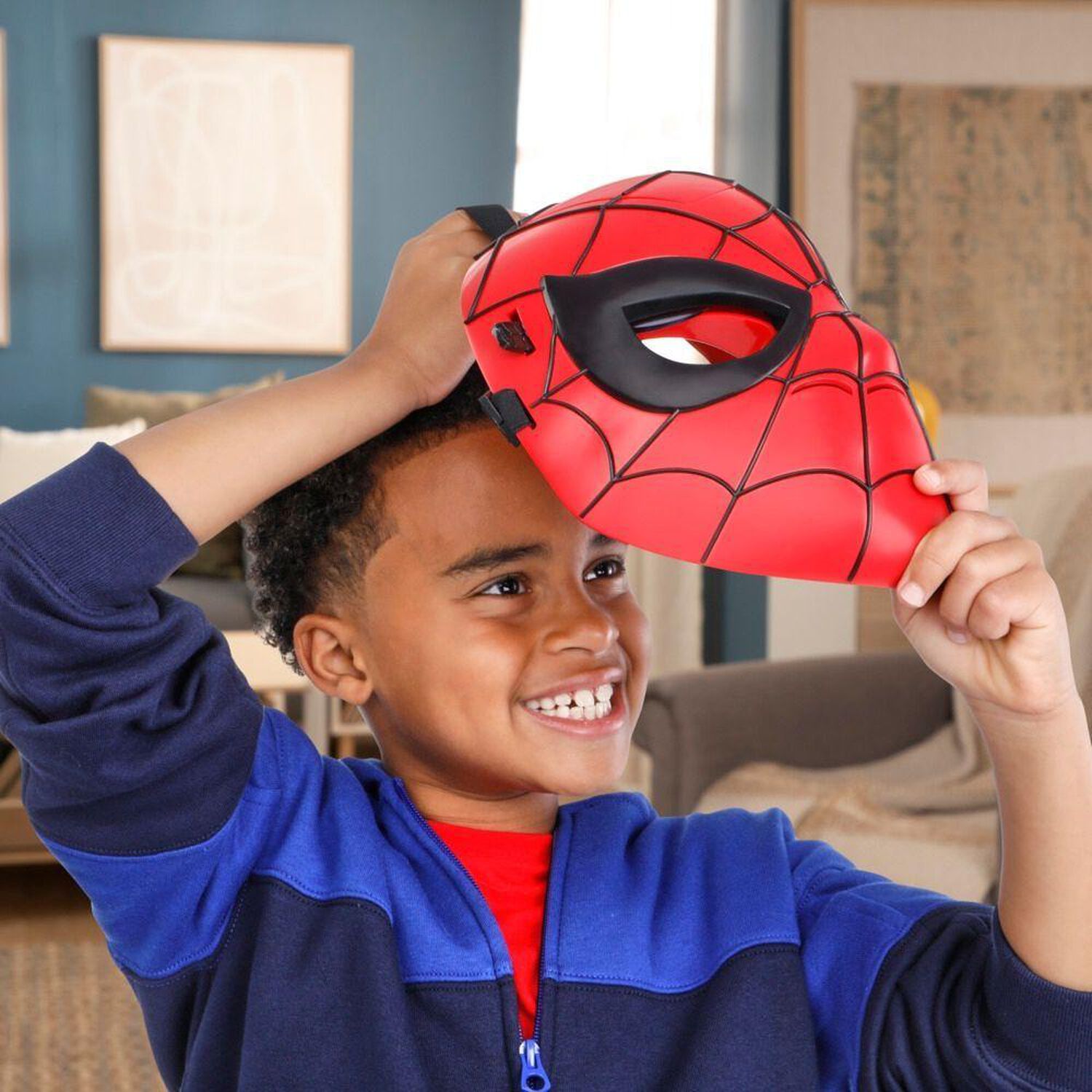 M&aacute;scara Marvel Luminosa Spider-man image number 4.0