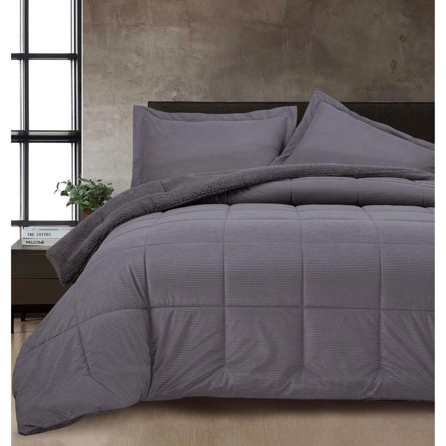 Plum&oacute;n Sherpa Azhome Corduroy / King image number 0.0