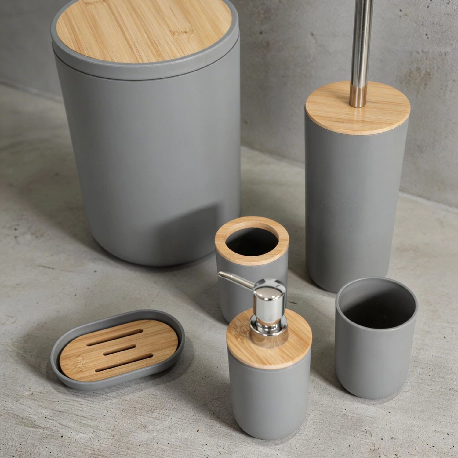 Set De Ba&ntilde;o 6 Piezas Moderno Gris Con Bamb&uacute; Incluye Basurero Y Dispensador image number 6.0