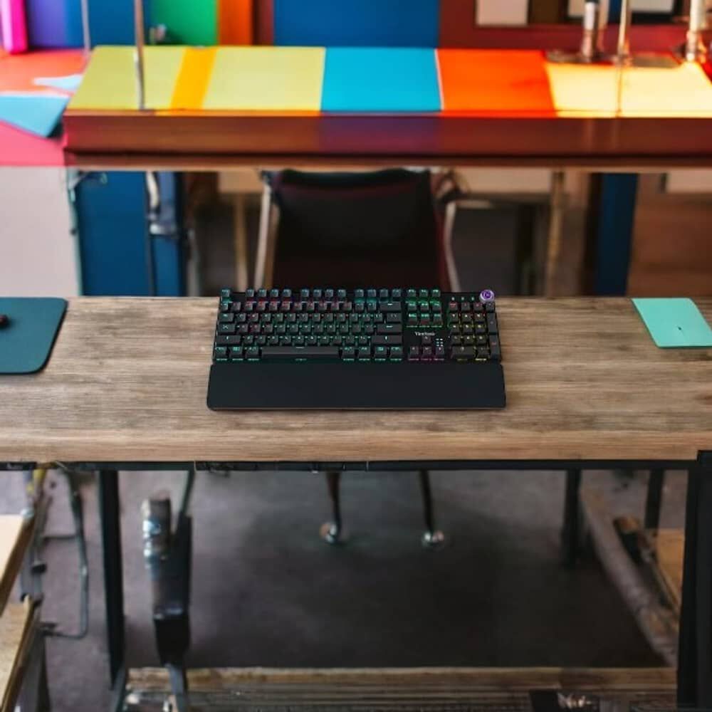 Teclado Mec&aacute;nico Rgb Con Apoya Mu&ntilde;ecas Gamer Ku535 Viewsonic image number 2.0