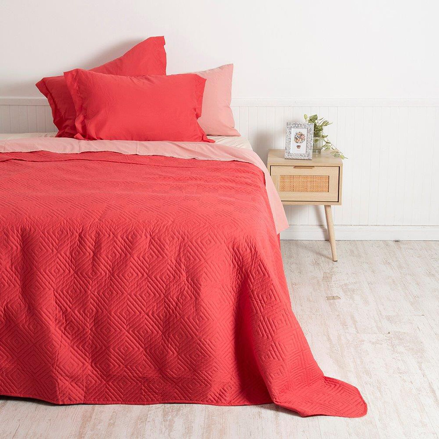 Set Cubrecama + Sabana 2 Plazas Coral image number 0.0