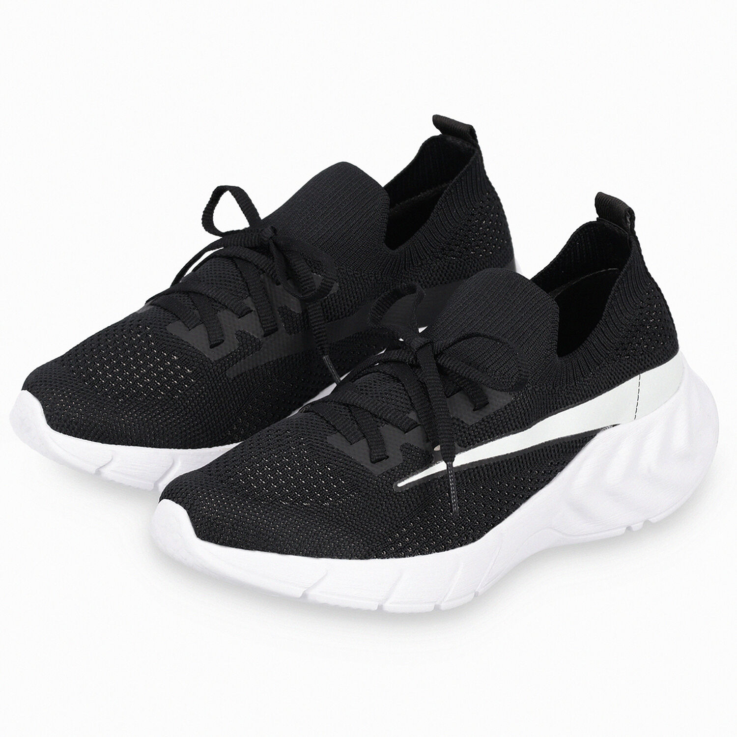 Zapatilla Move 12 Negro Piccadilly image number 1.0