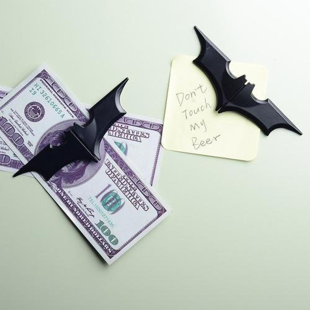 Clip Magnético Plegable Batman Sujetar Billetes Batarang image number 3.0
